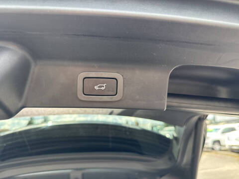 2017 Jaguar F-PACE 35t R-Sport