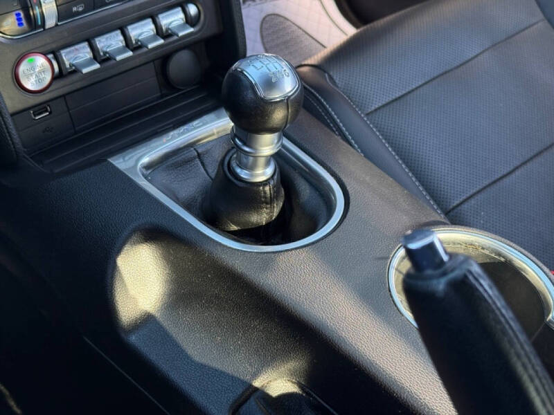 2019 Ford Mustang EcoBoost Premium