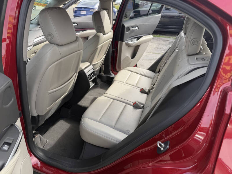 2021 Cadillac XT4 Luxury