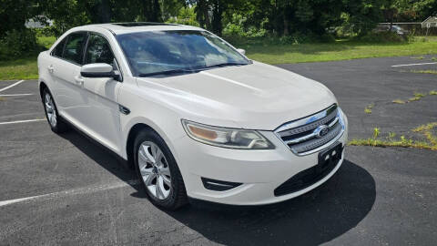 2011 Ford Taurus SEL