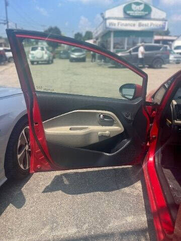 2014 Kia Rio 5-Door LX