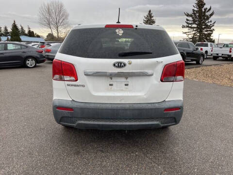 2011 Kia Sorento LX