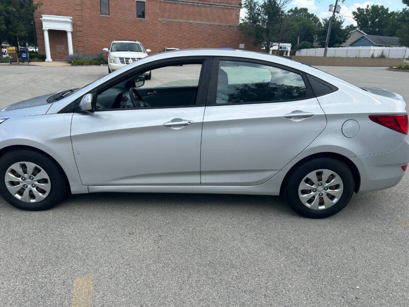 2017 Hyundai Accent SE