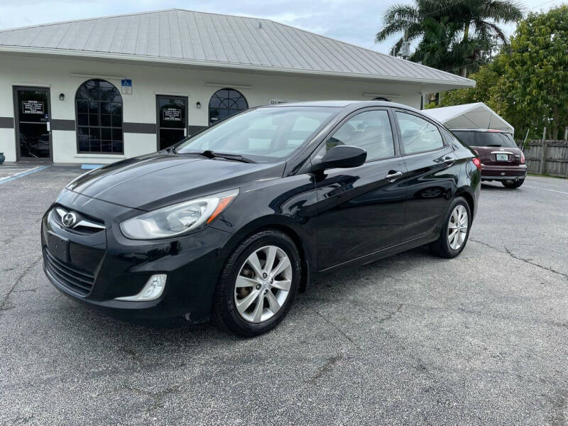 2012 Hyundai Accent for sale at Supreme Motor Sports in North Fort Myers FL