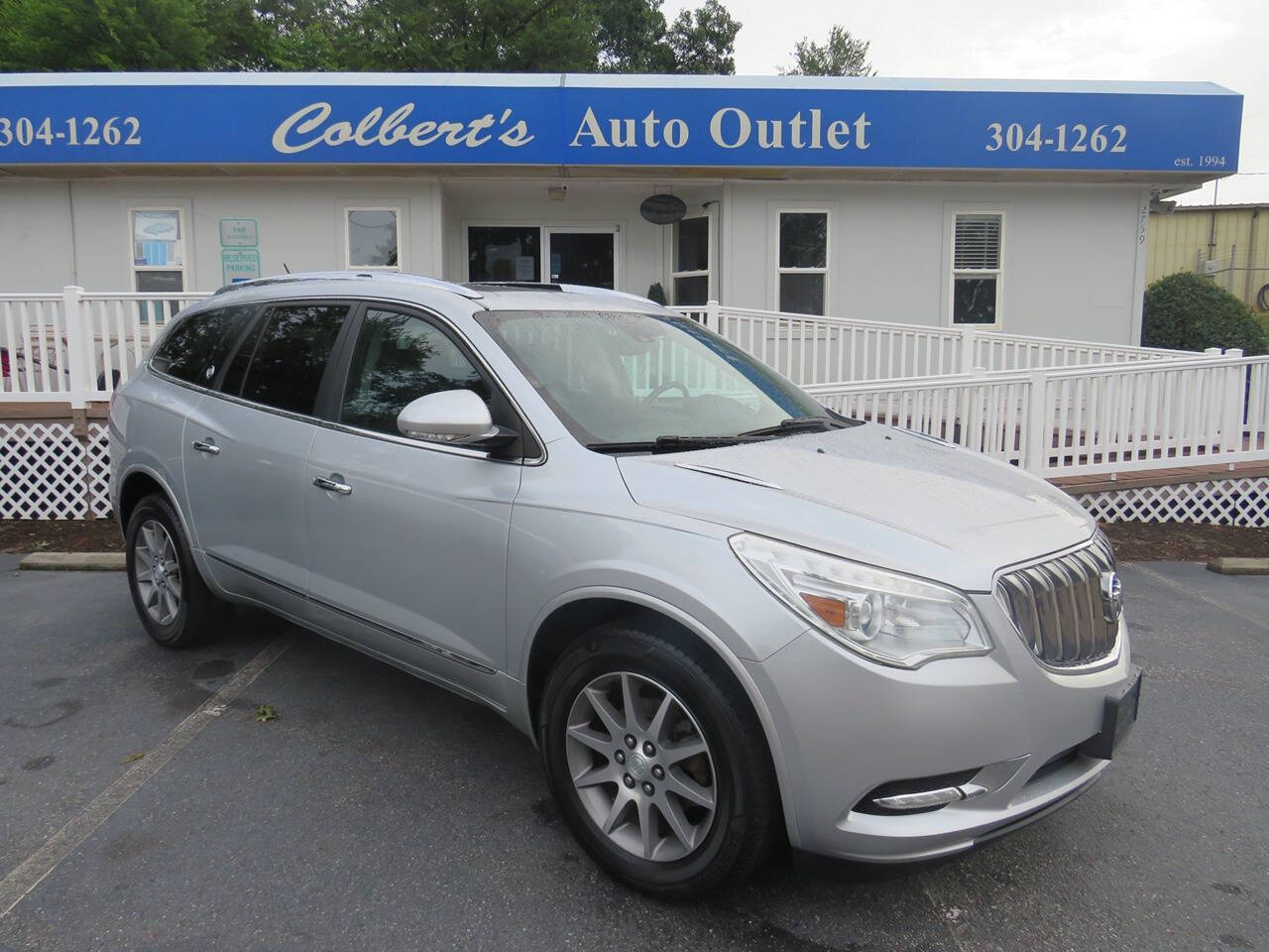 2017 Buick Enclave for sale at Colbert's Auto Outlet in Hickory, NC