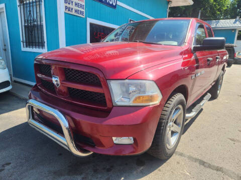 2012 RAM 1500 ST