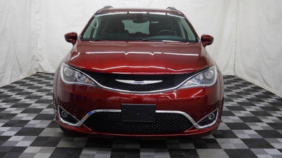 2017 Chrysler Pacifica for sale at AH Ride In Pride Auto Group LLC in Barberton, OH