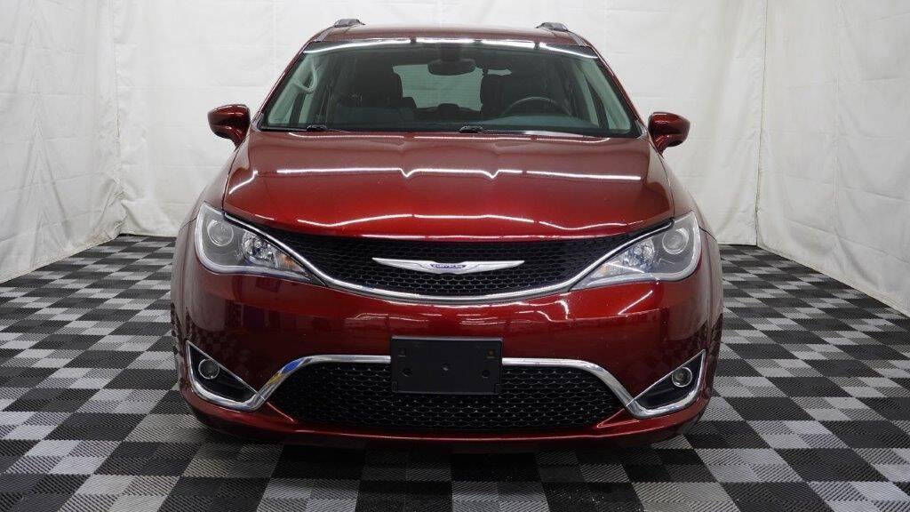 2017 Chrysler Pacifica for sale at AH Ride In Pride Auto Group LLC in Barberton, OH