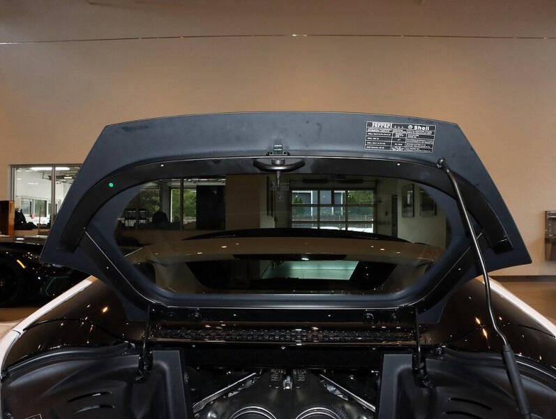 2025 Ferrari 296 GTS