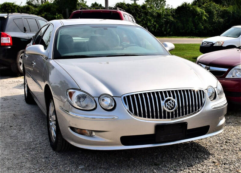 2008 Buick LaCrosse for sale at PINNACLE ROAD AUTOMOTIVE LLC in Moraine OH