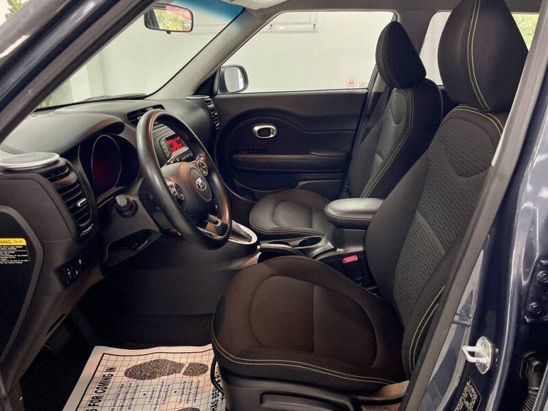 2015 Kia Soul +