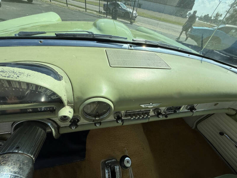 1956 Ford Thunderbird