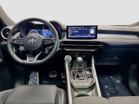 2024 Alfa Romeo Tonale Hybrid Ti