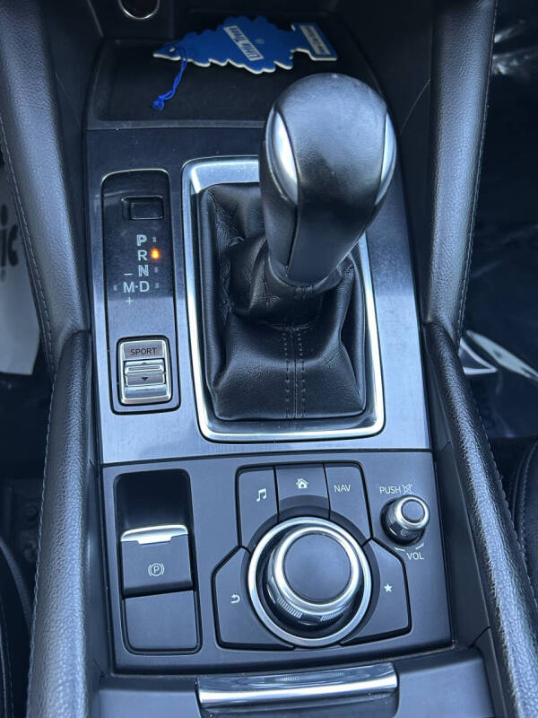 2017 Mazda MAZDA6 Touring