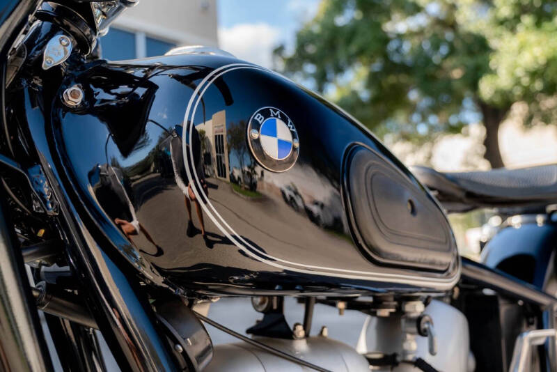 1963 BMW R69S