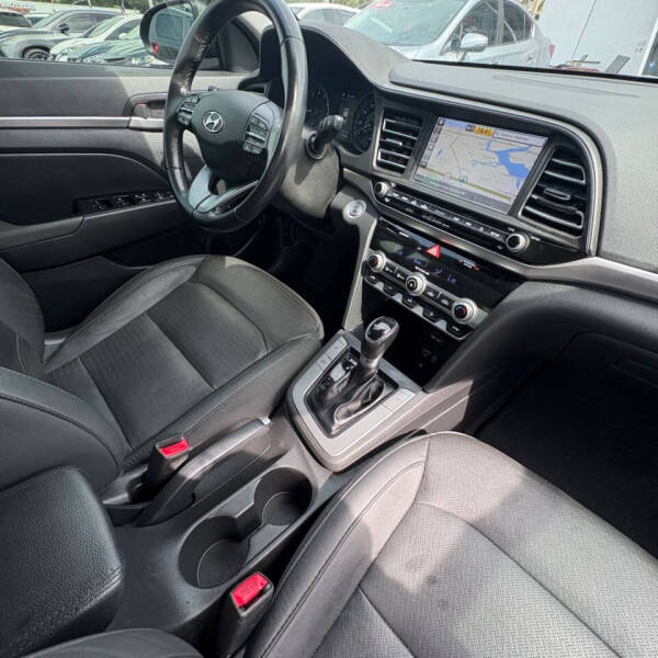 2020 Hyundai Elantra