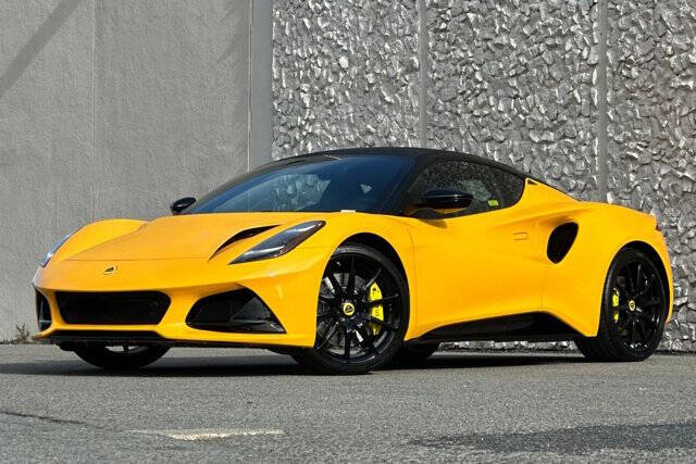 2025 Lotus Emira V6 Base