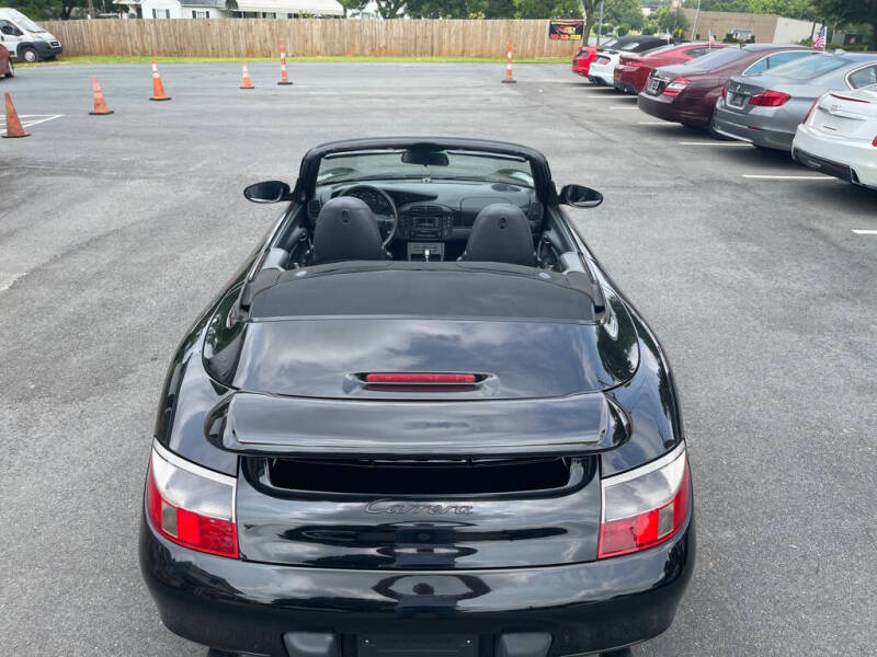 2000 Porsche 911 Carrera