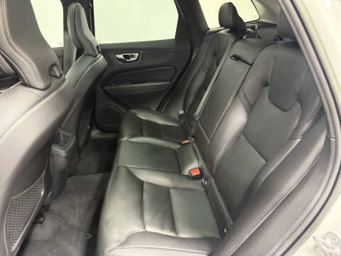 2023 Volvo XC60 B5 Core