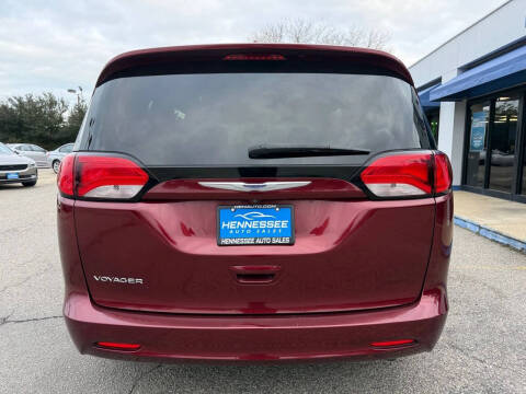 2020 Chrysler Voyager LXi