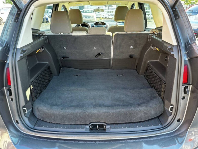 2013 Ford C-MAX Hybrid SE