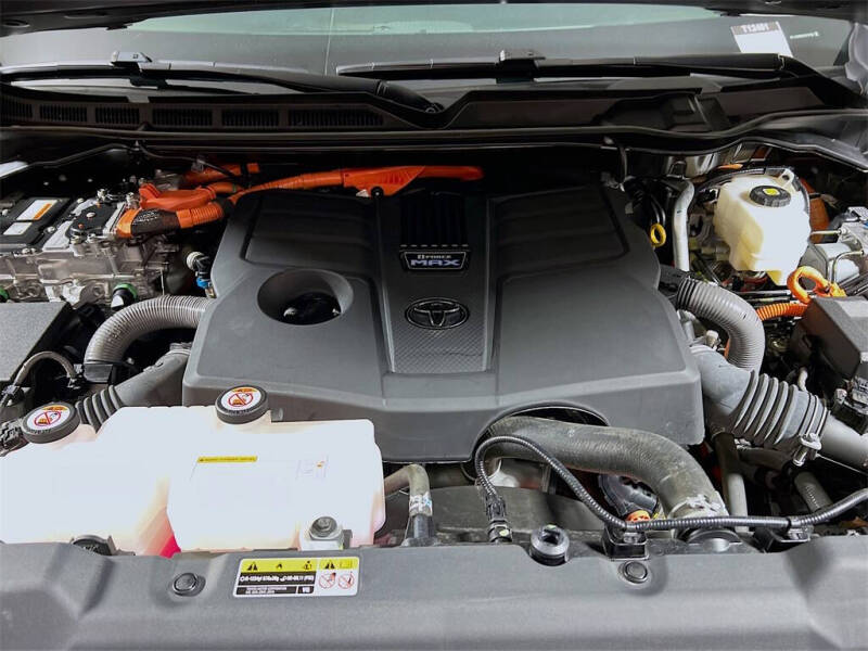 2024 Toyota Tundra Limited HV