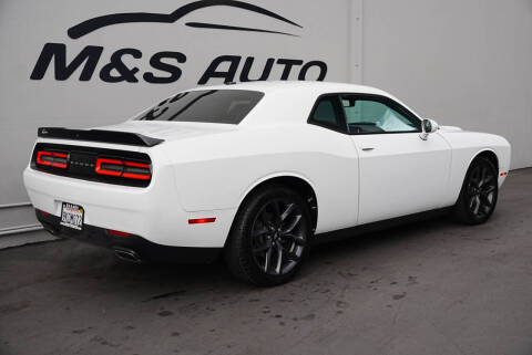 2019 Dodge Challenger SXT