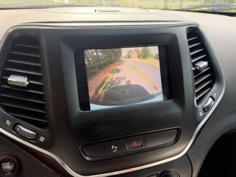 2020 Jeep Cherokee Altitude