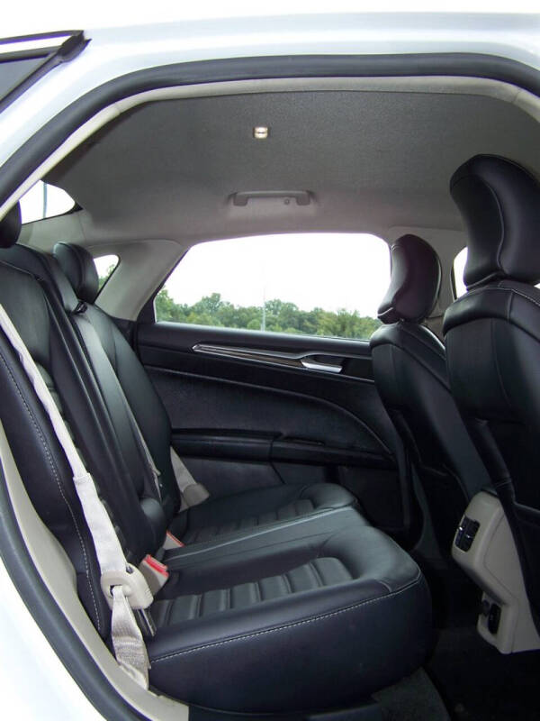 2018 Ford Fusion Hybrid SE