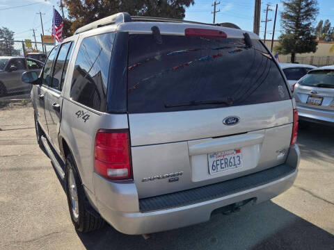 2005 Ford Explorer XLT