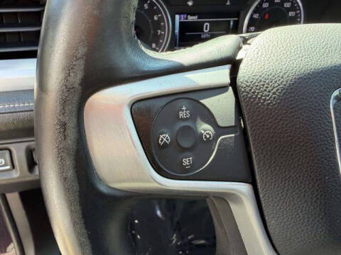 2017 GMC Acadia SLE-2