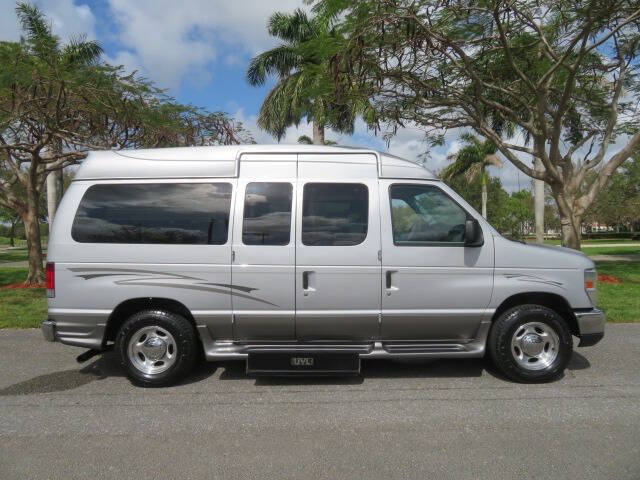 2013 Ford E-Series E-150