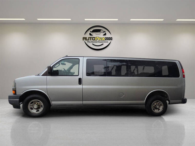 2017 Chevrolet Express LT 3500