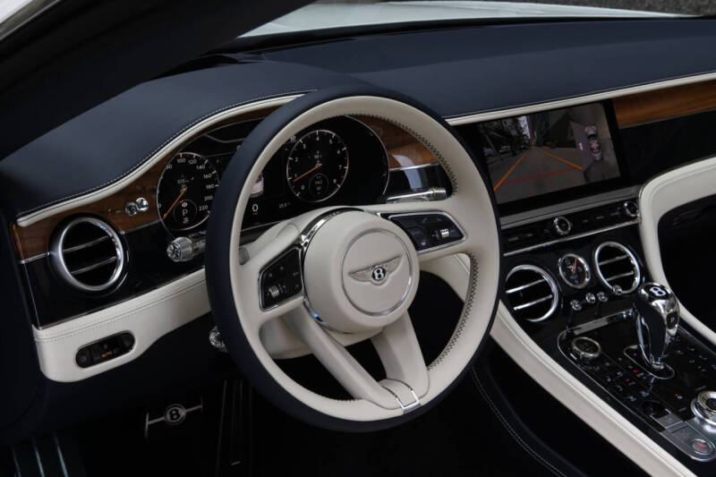 2024 Bentley Continental GTC Azure V8