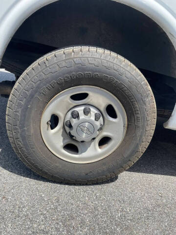 2019 Chevrolet Express 2500