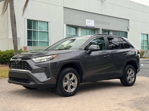 2022 Toyota RAV4 XLE