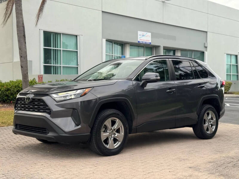 2022 Toyota RAV4 XLE