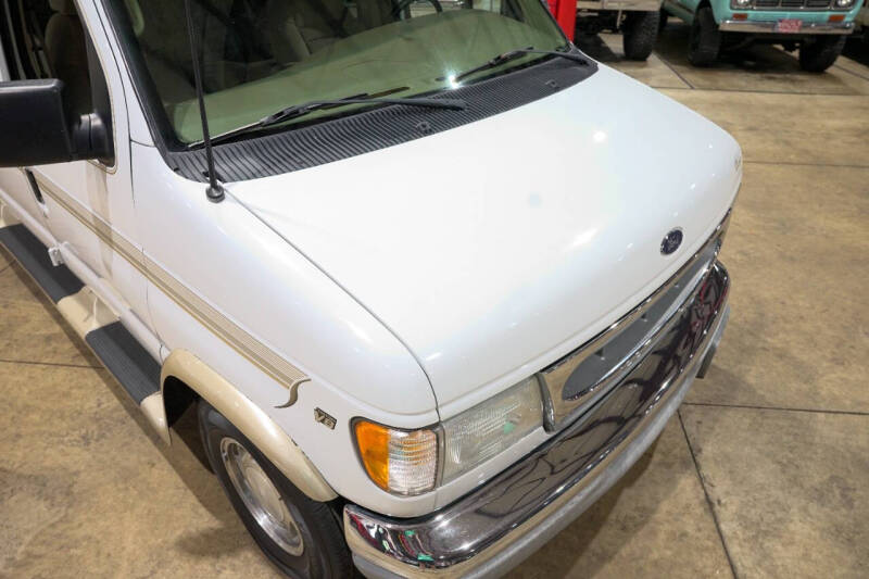 2002 Ford E-Series E-150