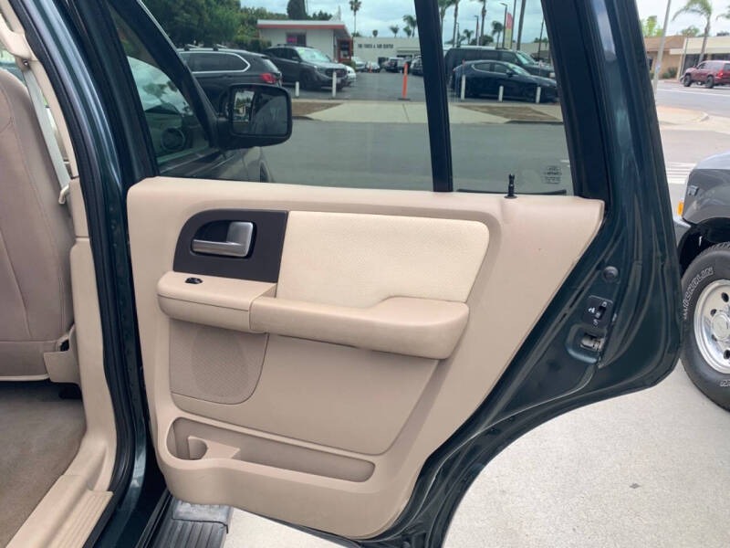 2003 Ford Expedition XLT