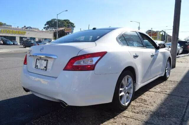 2011 Nissan Maxima