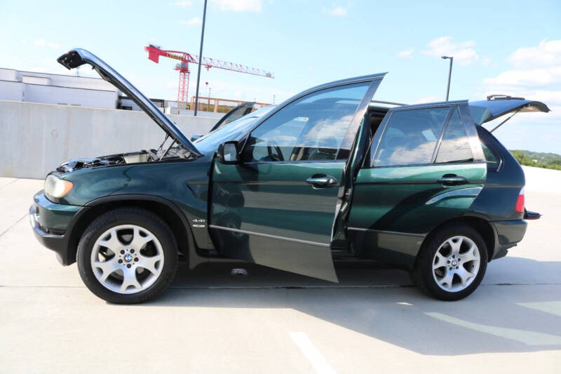 2001 BMW X5 4.4i