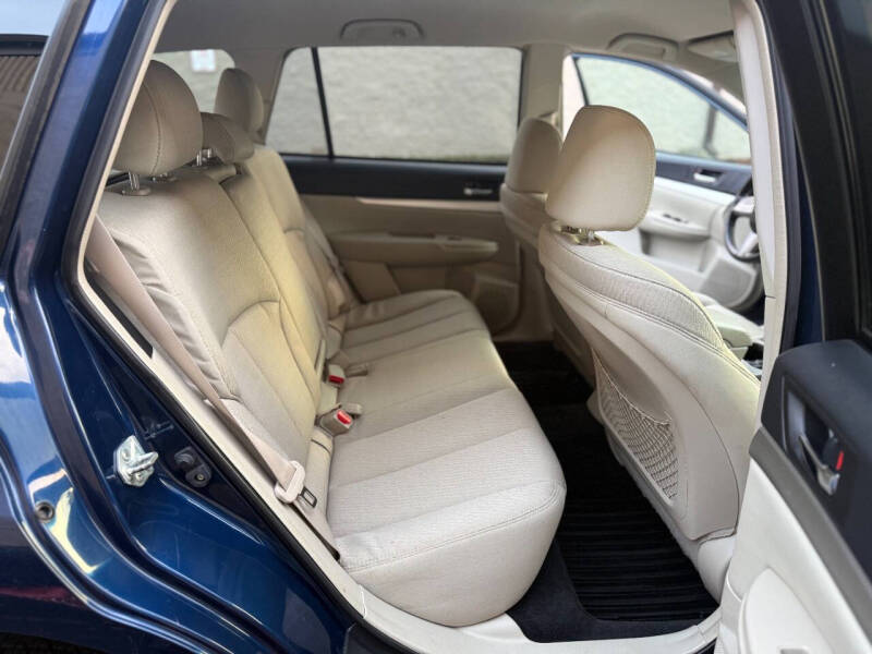 2011 Subaru Outback 2.5i Premium