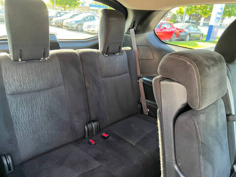 2015 Nissan Pathfinder SL
