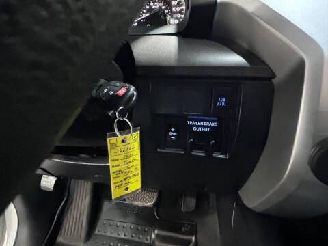 2020 Toyota Tundra SR5