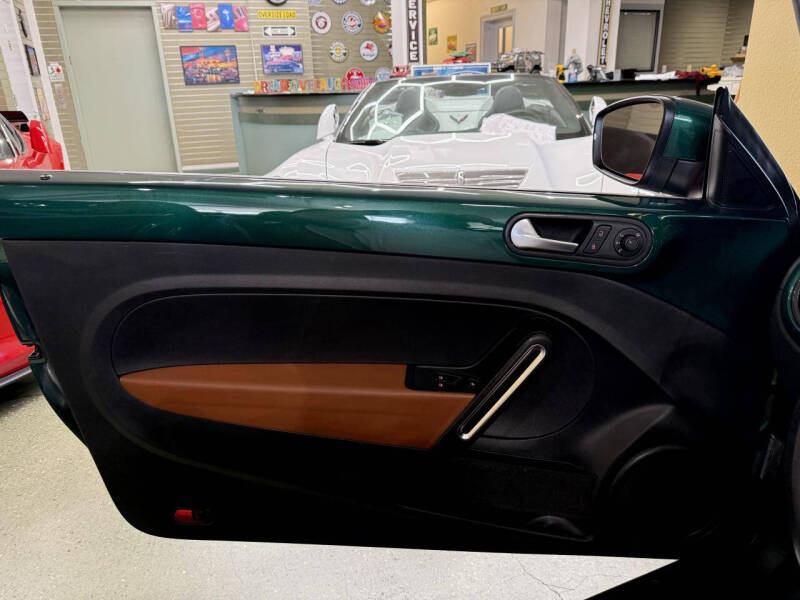 2017 Volkswagen Beetle Convertible 1.8T Classic