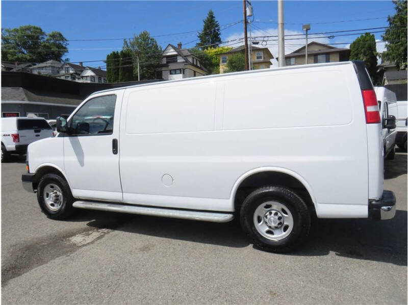 2018 Chevrolet Express 2500