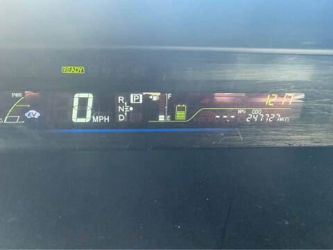 2012 Toyota Prius v Two