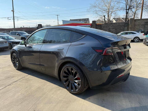 2025 Tesla Model Y Performance