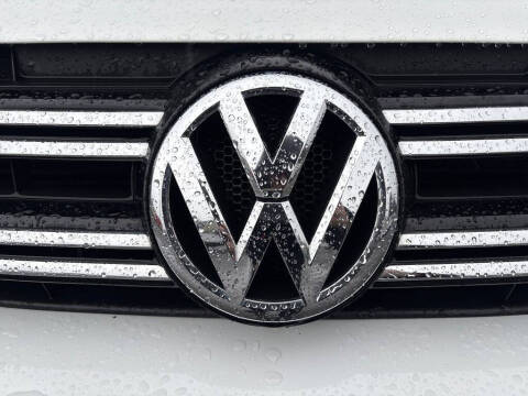 2018 Volkswagen Tiguan Limited 2.0T 4Motion