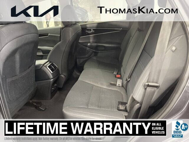 2019 Kia Sorento LX V6